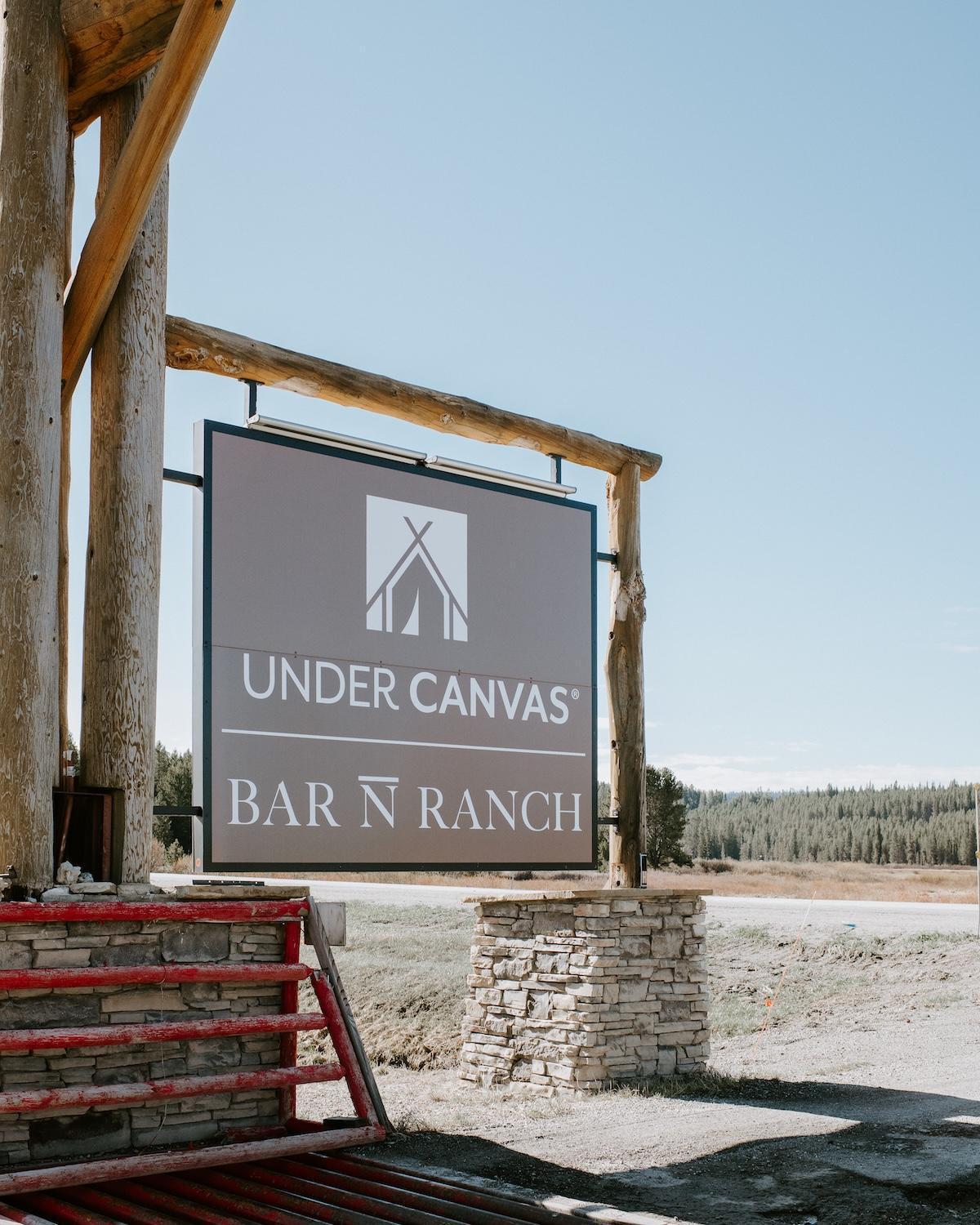 Lodge Bar N Ranch *
