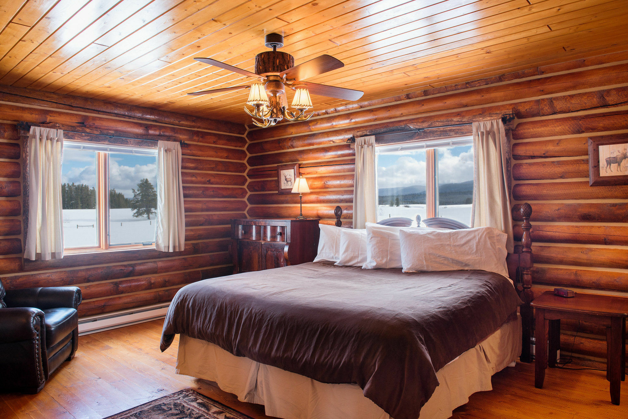 Bar N Ranch Lodge *